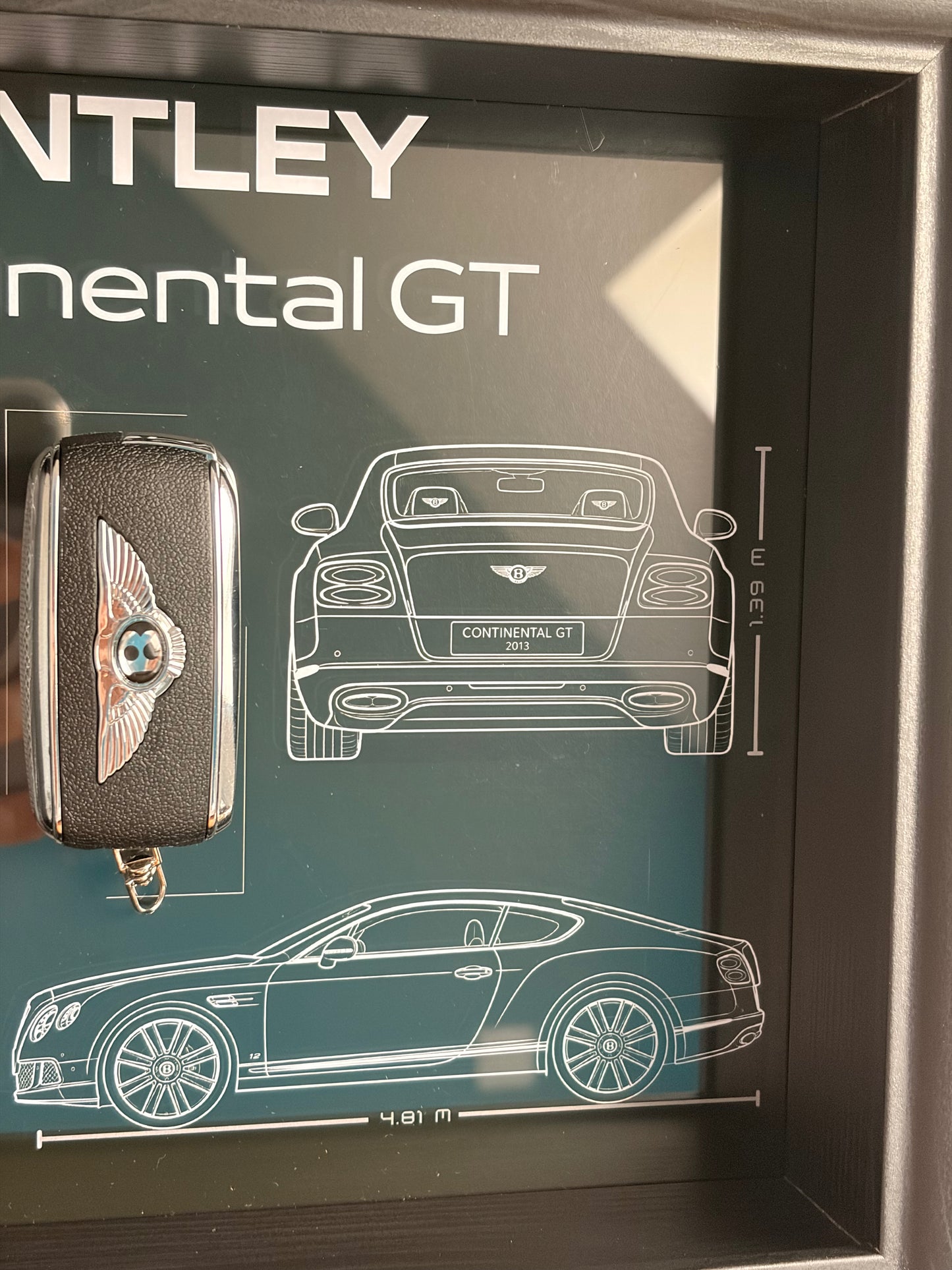 Cadre avec clé décorative de Bentley Continental GT
