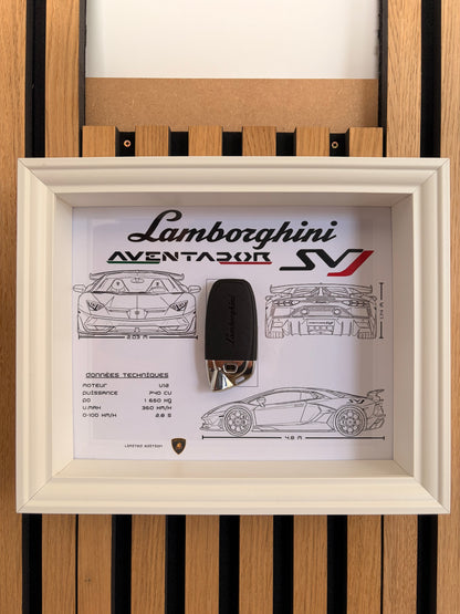 Cadre avec clé décorative de Lamborghini Aventador SVJ