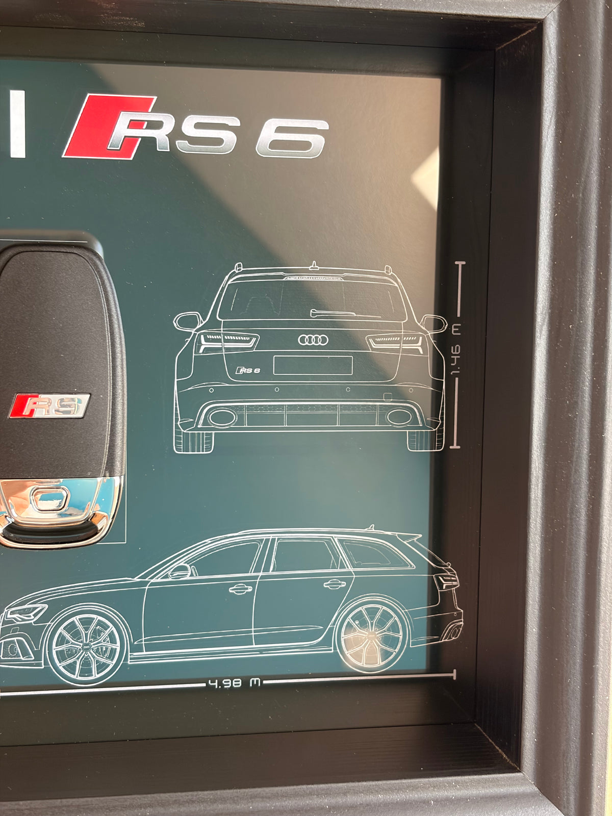 Cadre avec clé décorative de Audi RS6 C7