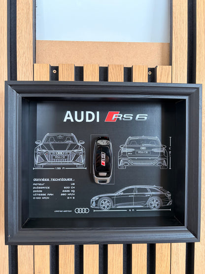 Cadre avec clé décorative de Audi RS6 C8