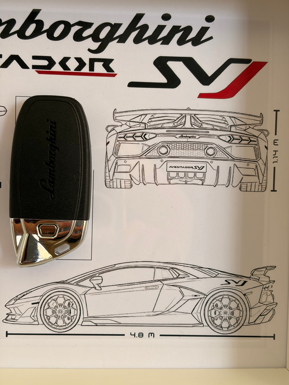 Cadre avec clé décorative de Lamborghini Aventador SVJ