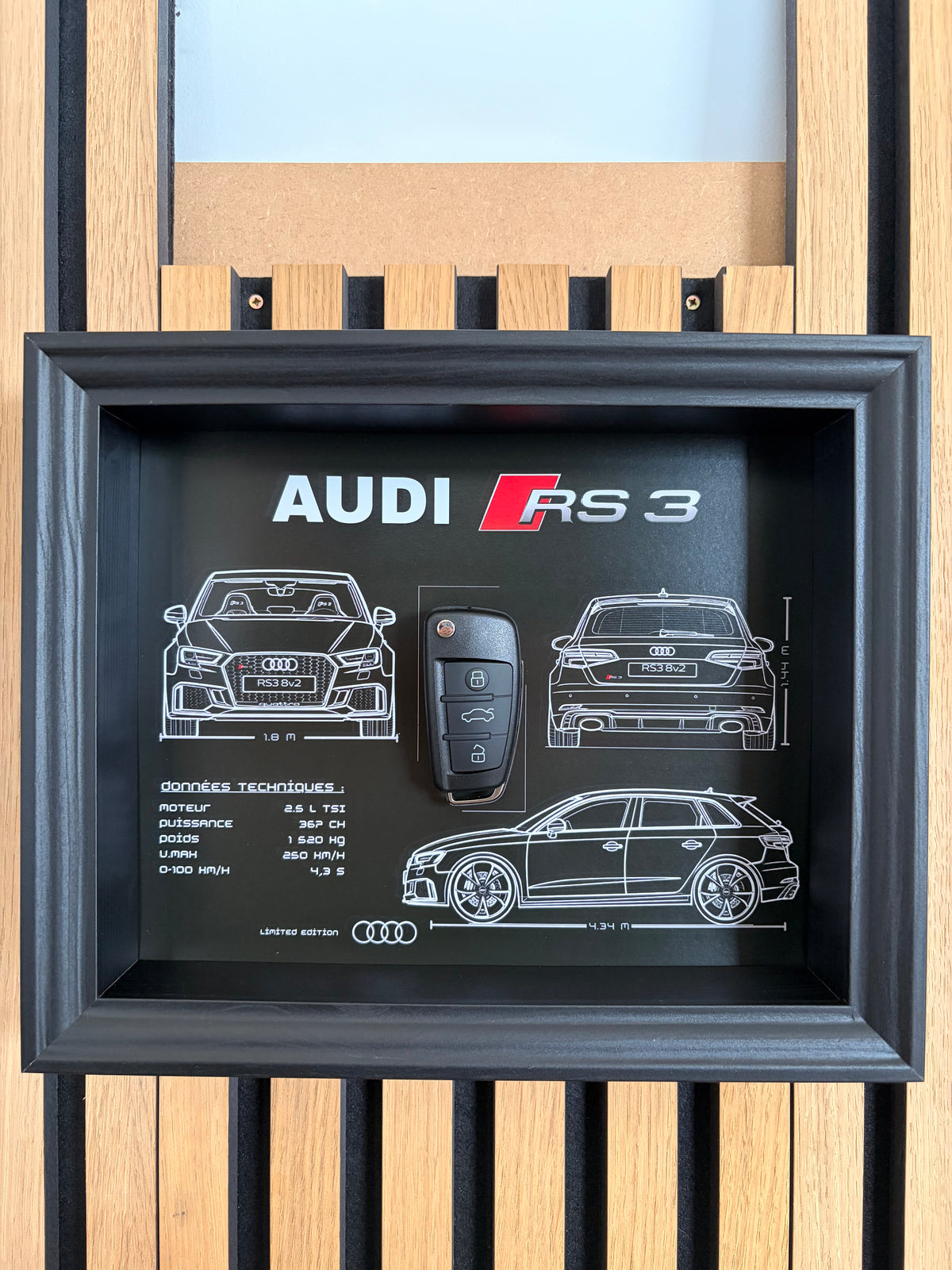 Framed decorative key for Audi RS6 C7