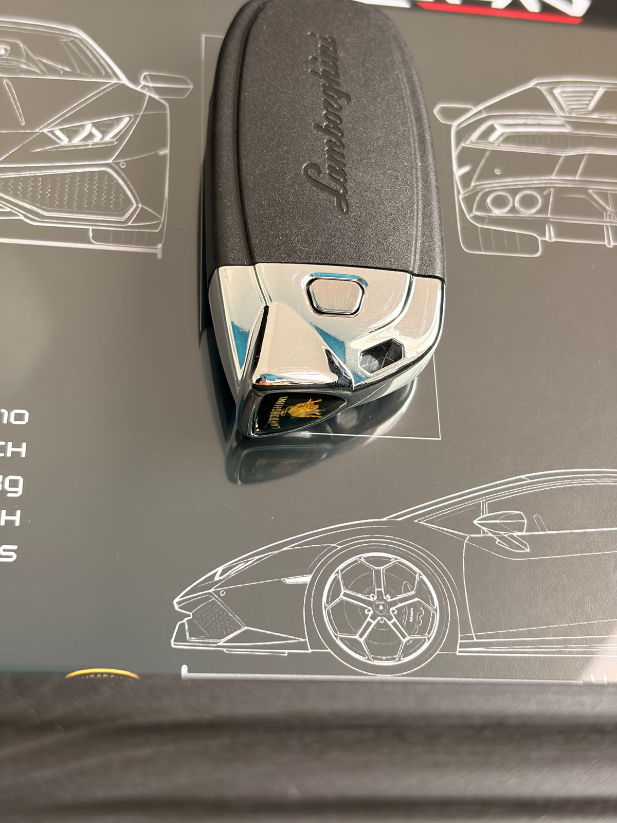 Cadre avec clé décorative de Lamborghini Huracan