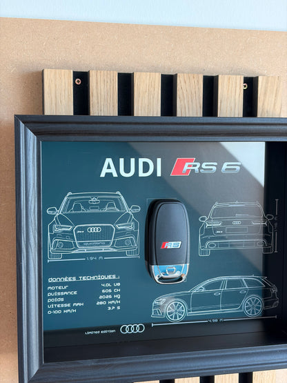 Cadre avec clé décorative de Audi RS6 C7