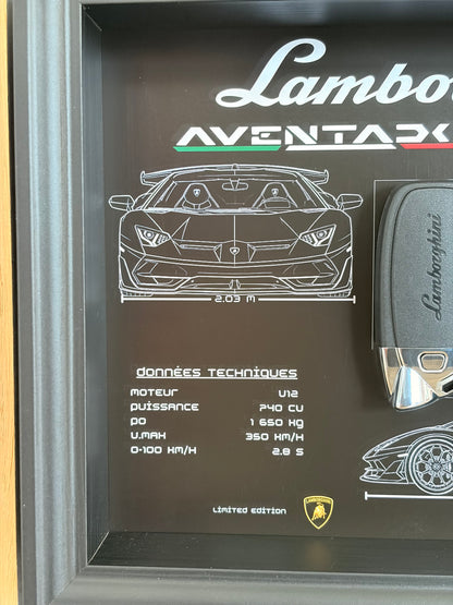 Cadre avec clé décorative de Lamborghini Aventador SVJ
