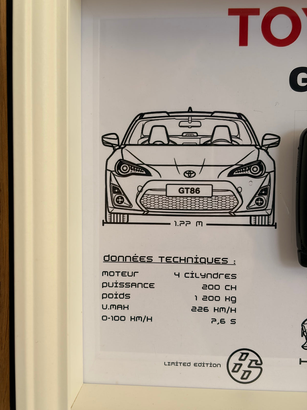 Cadre avec clé décorative de Toyota GT86