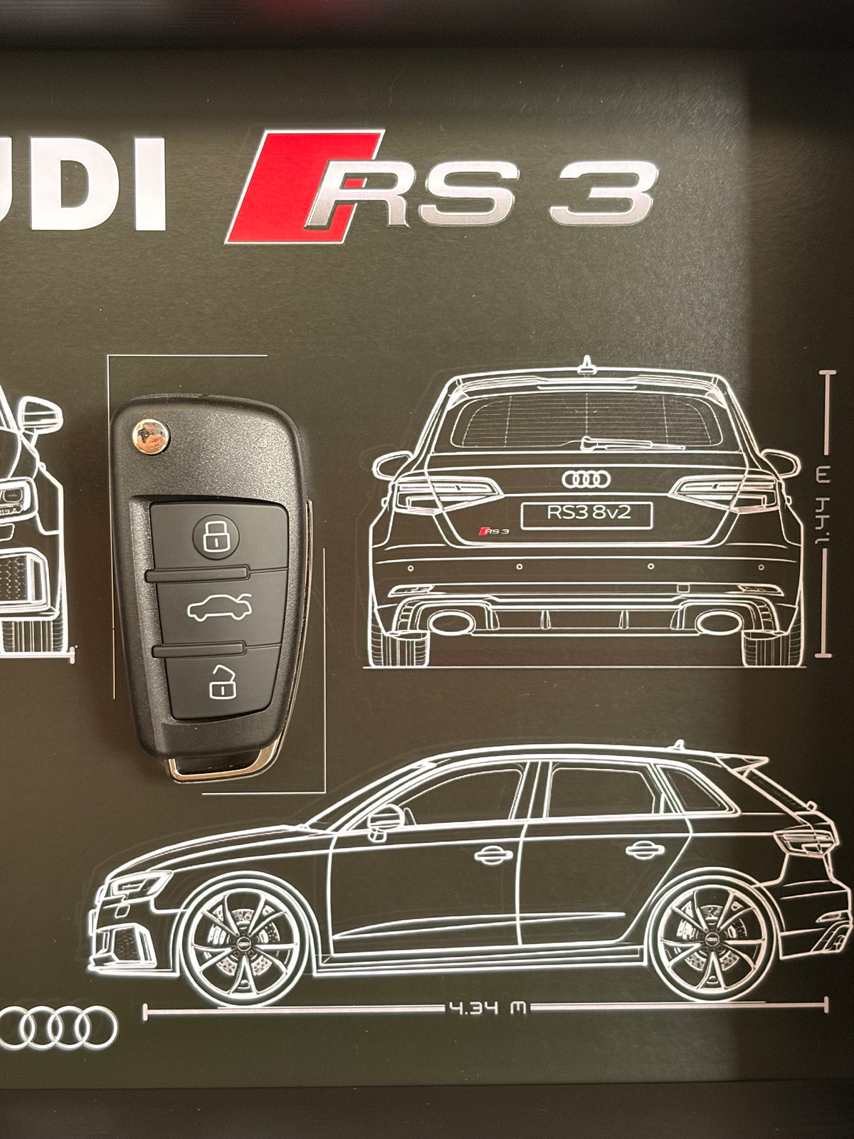 Framed decorative key for Audi RS6 C7
