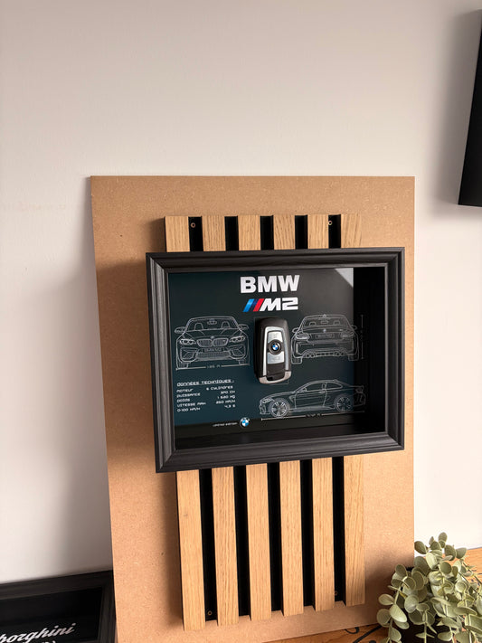 Cadre avec clé décorative de BMW M2 F87