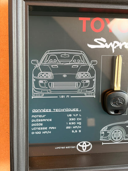 Cadre avec clé décorative de Toyota Supra