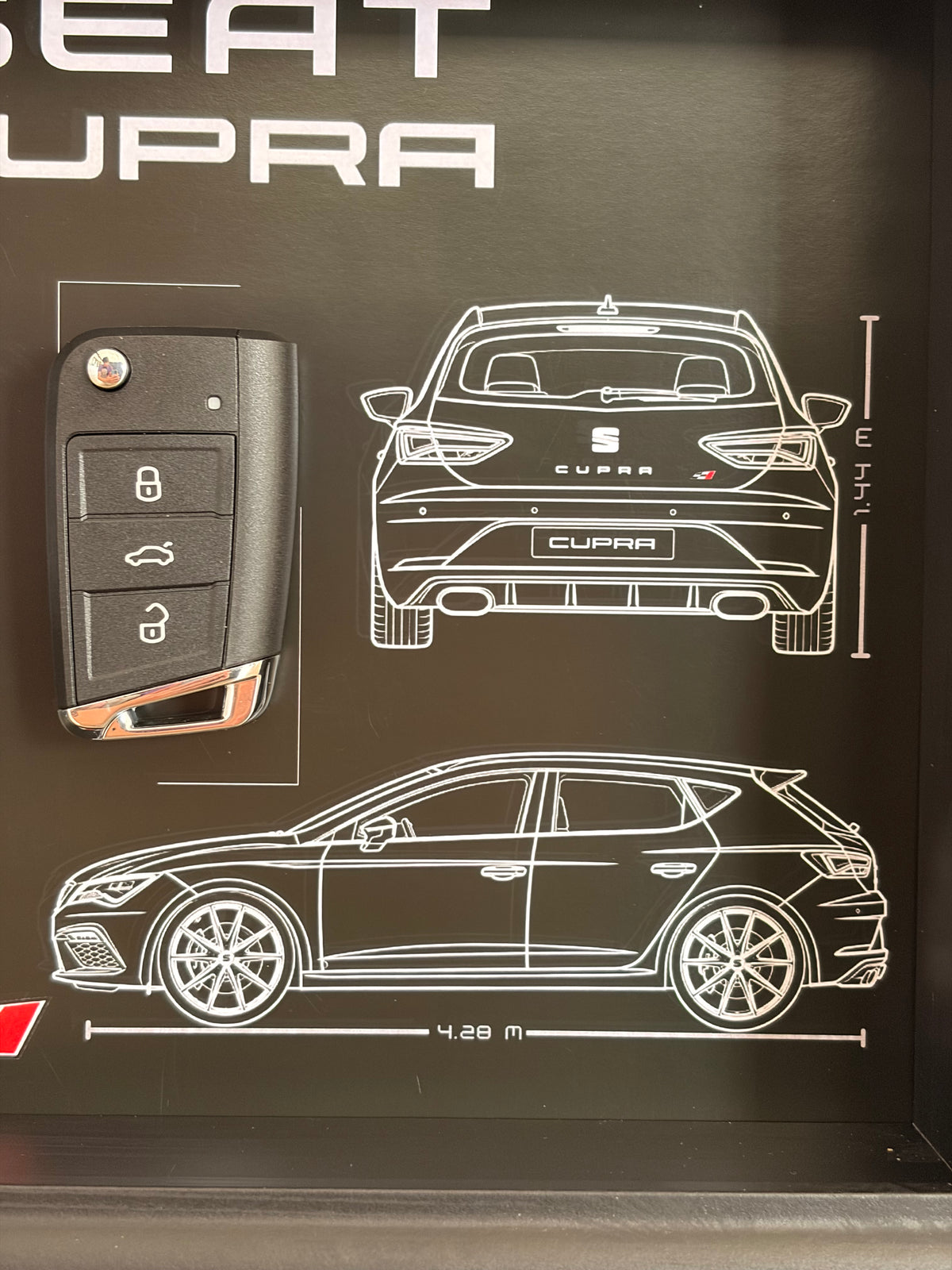 Cadre avec clé décorative de Seat Leon Cupra