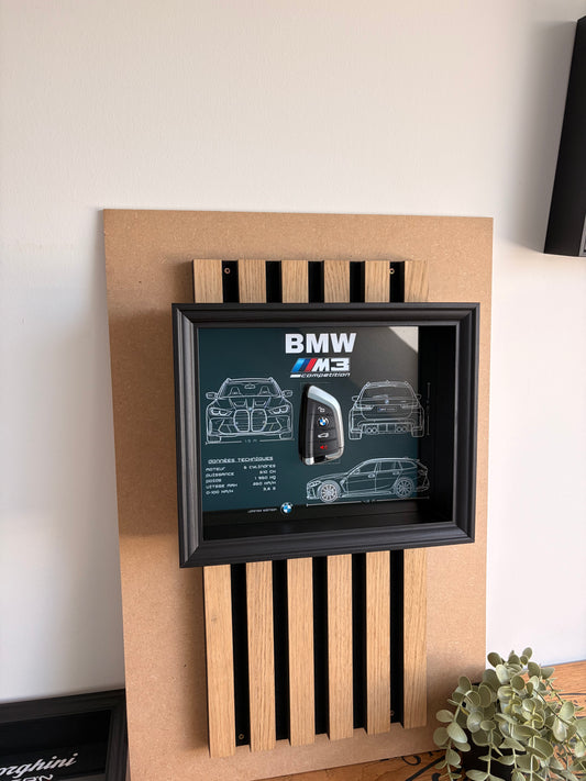 Cadre avec clé décorative de BMW M3 G81 Touring compétition