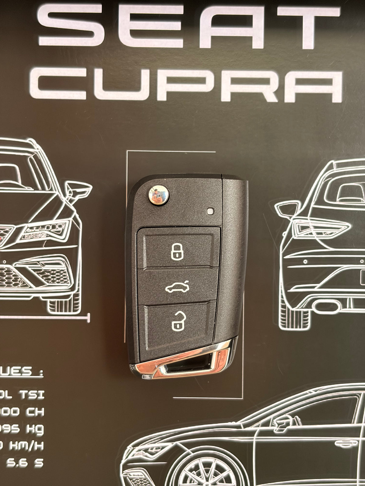 Cadre avec clé décorative de Seat Leon Cupra