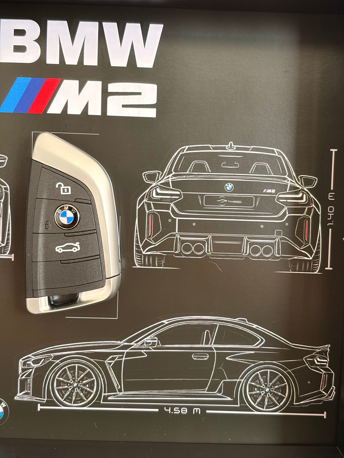 Cadre avec clé décorative de BMW M2 G87