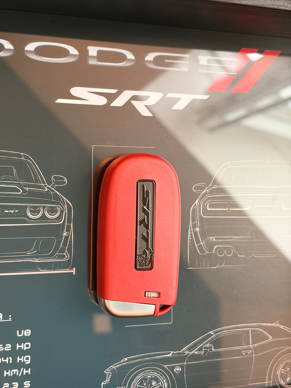 Cadre avec clé décorative de Dodge Challenger SRT Demon