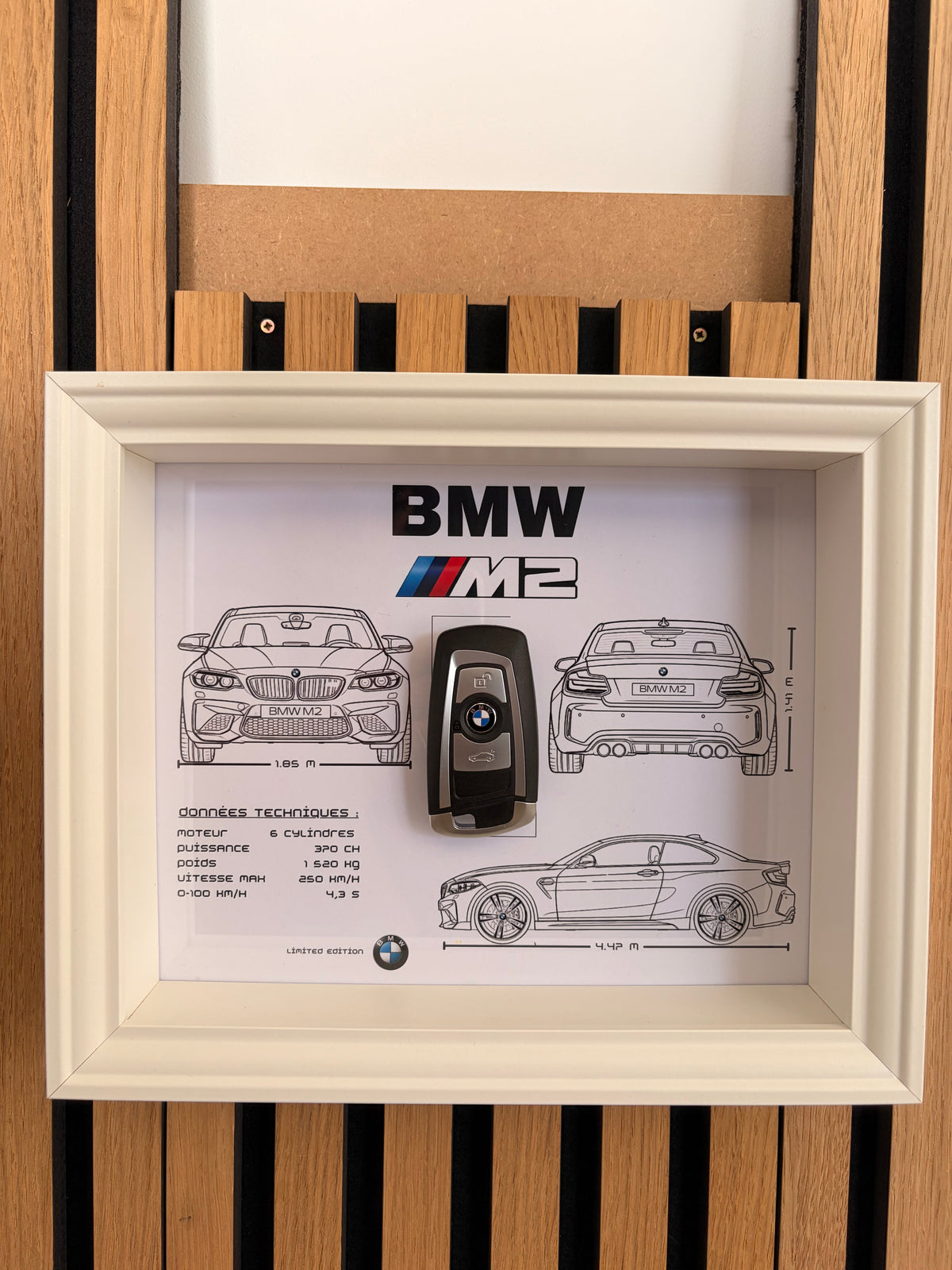 Cadre avec clé décorative de BMW M2 F87