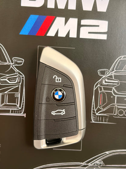 Cadre avec clé décorative de BMW M2 G87