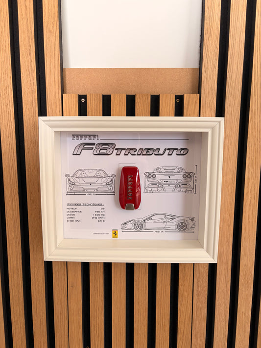 Cadre avec Clé Décorative de Ferrari F8 Tributo