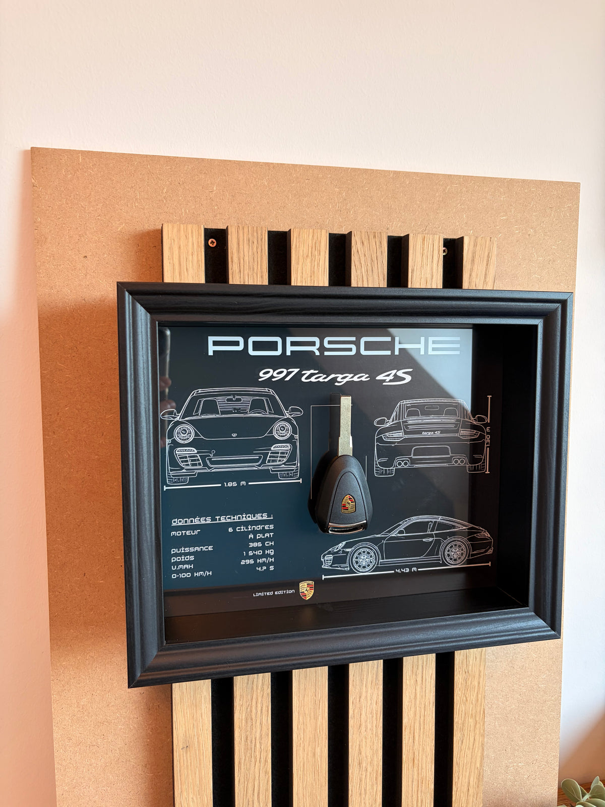 Cadre avec clé décorative de Porsche 997 Targa 4S