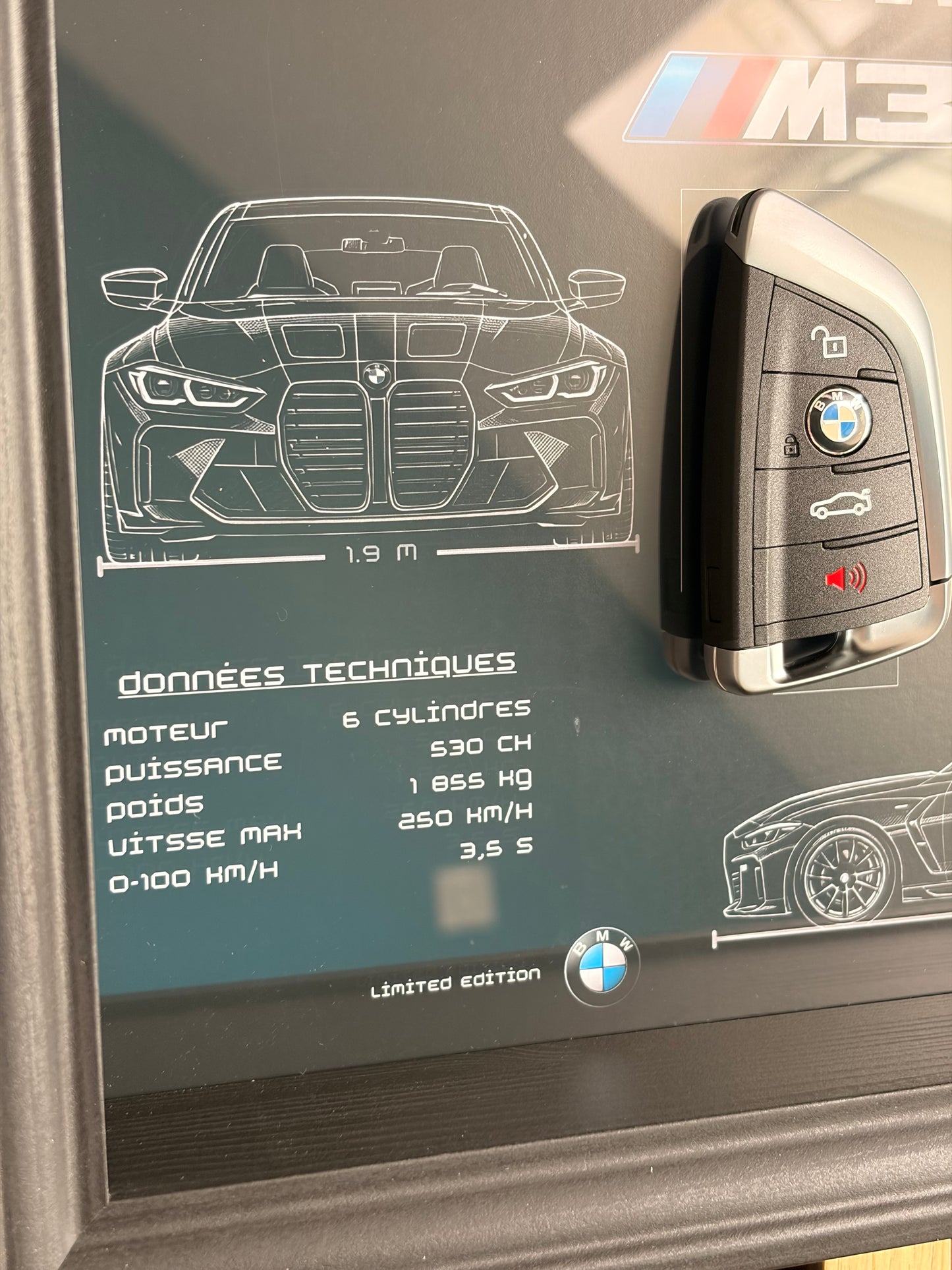 Cadre avec clé décorative de BMW M3 G80