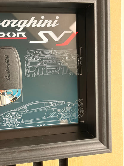 Cadre avec clé décorative de Lamborghini Aventador SVJ
