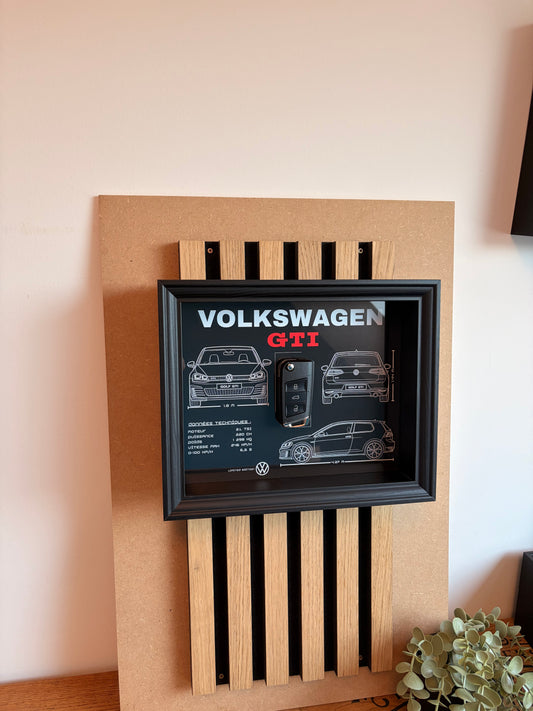 Rahmen mit Zierschlüssel für Golf 7 GTI