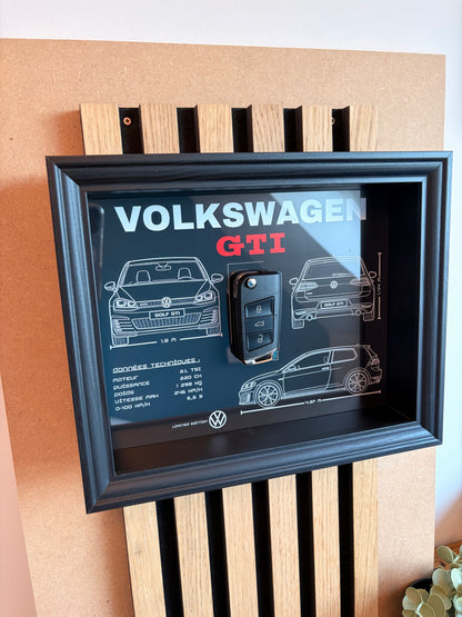 Frame with decorative Golf 7 GTI key